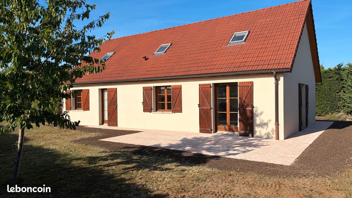 Maison 8 pièces 203 m² · à Bellefond · 203 m² · 395 000 €