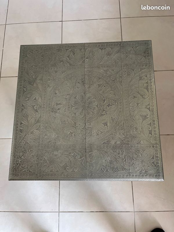 Table basse carrée argent metal bois et chiffons (image 2)
