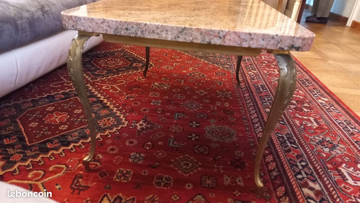 Table basse granite rose (image 1)