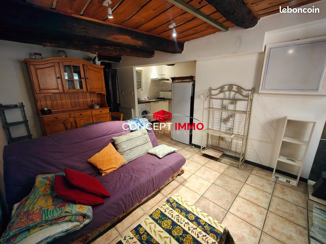 Appartement 1 pièce 40 m² · à Belgentier · 40 m² · 395 €/mois