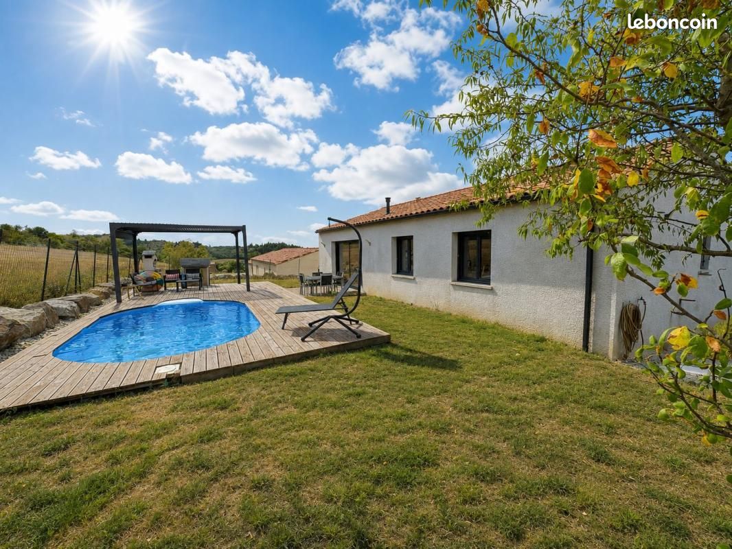 Maison 4 pièces 95 m² · à Villeneuve-la-Comptal · 95 m² · 259 000 €