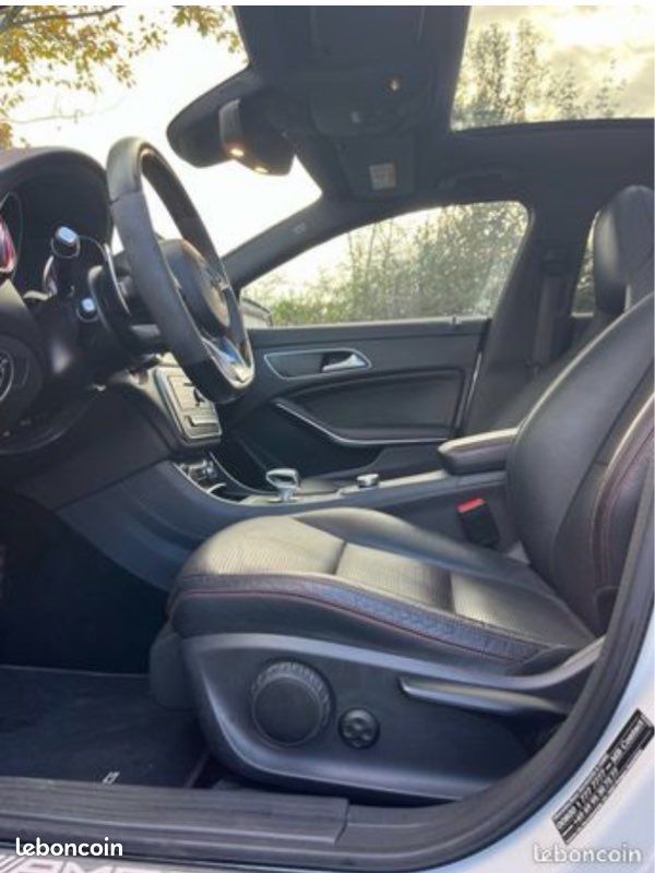 Mercedes CLA 45 AMG Shooting Brake 4Matic Speedshift (image 4)