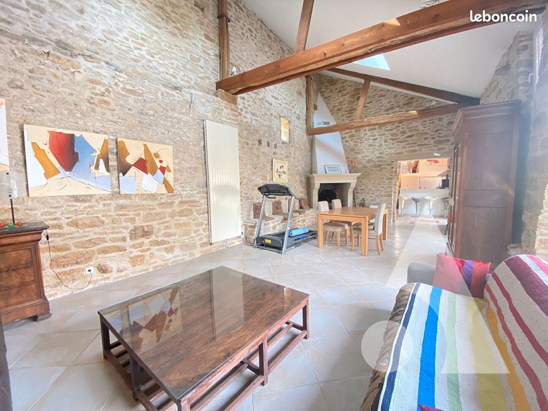 Maison 9 pièces 205 m² · à Crépy-en-Valois · 205 m² · 499 000 €