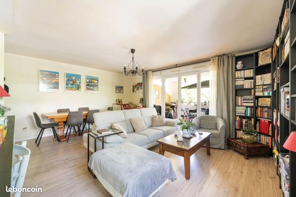 Appartement 3 pièces 71 m² · à Marseille · 71 m² · 269 900 €