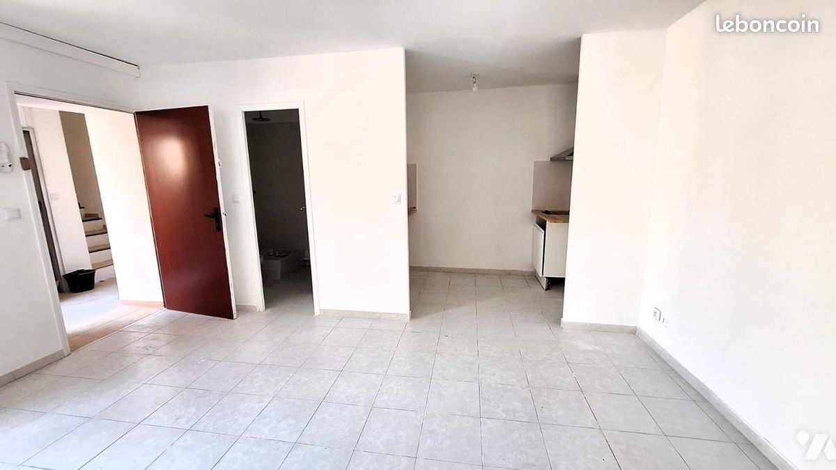Appartement 1 pièce 25 m² · à Lançon-Provence · 25 m² · 83 000 €