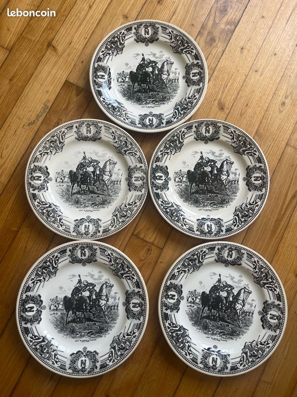 5 assiettes anciennes Bataille Napoléon / Boch (image 1)
