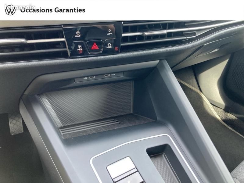 Volkswagen Golf 1.5 eHybrid 204ch VW Edition DSG6 (image 36)