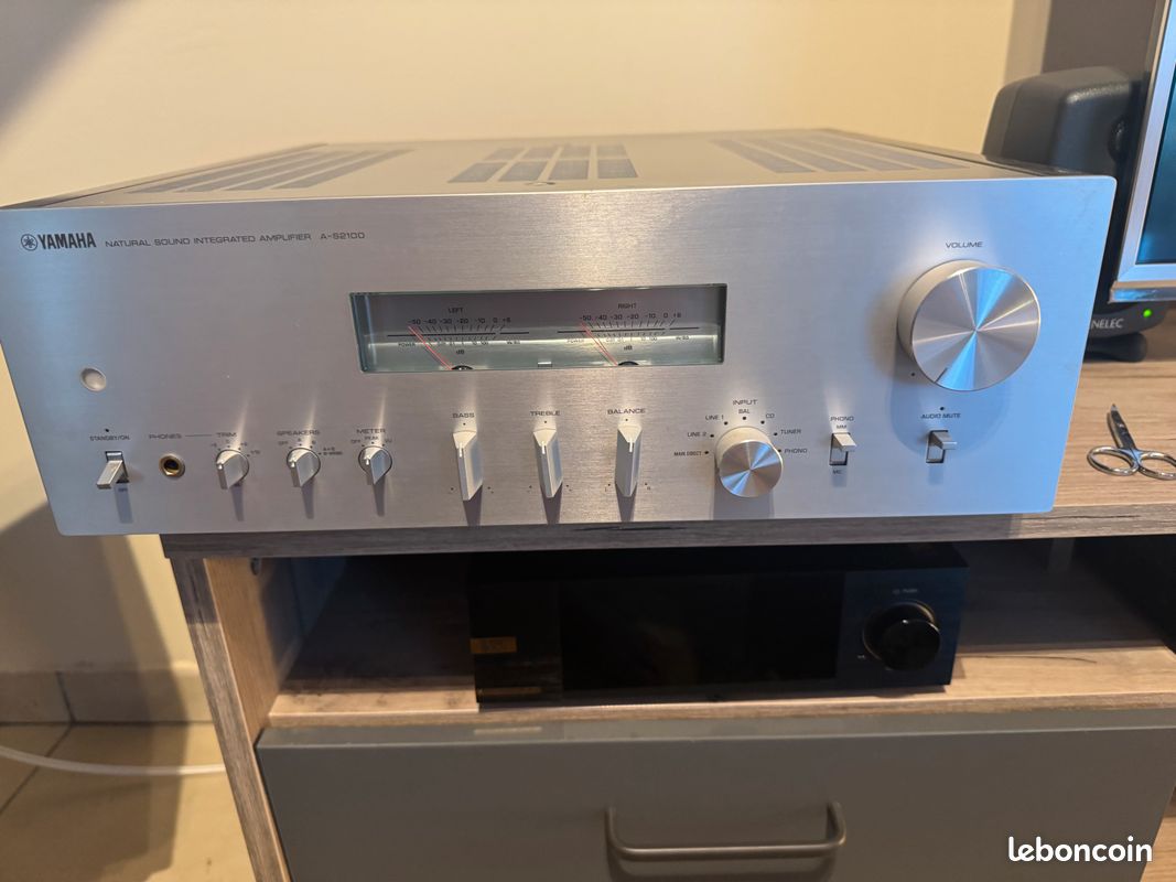 Amplificateur intégré Yamaha A-S2100 (image 1)