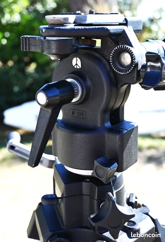 Pied Photo Professionnel MANFROTTO 028 Trimaran (image 8)