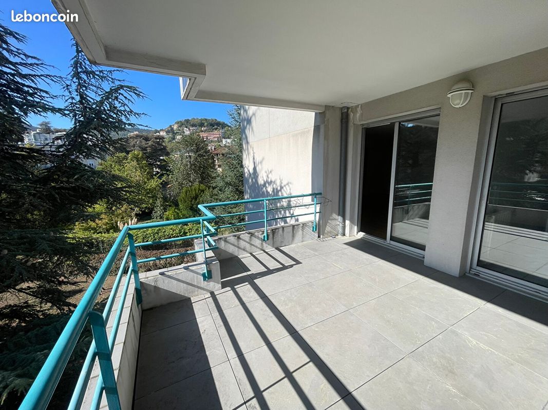 Appartement 4 pièces 124 m² · à Chamalières · 124 m² · 1 300 €/mois