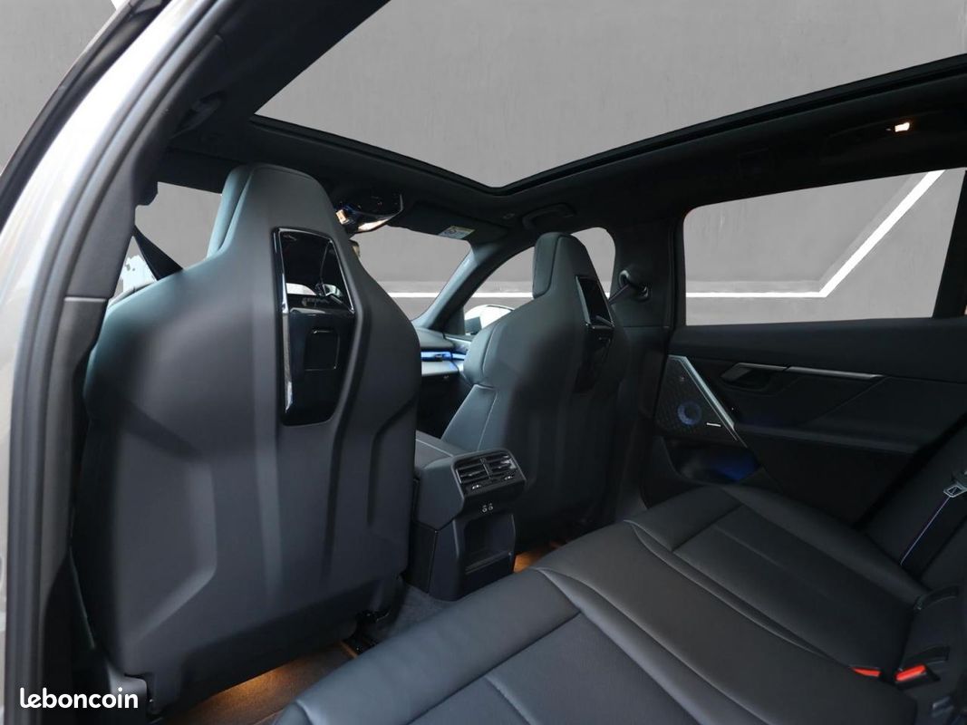15 SERIE 5 TOURING Touring 550e xDrive PHEV 489 ch BVA8 G61 M Sport (image 10)