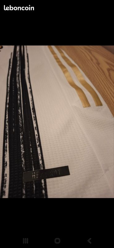 Maillot Juventus saison 2020-2021 floqué Ronaldo taille L (image 9)