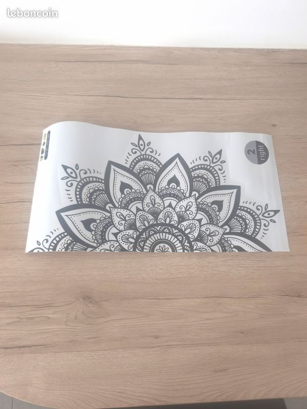 Stickers (image 1)