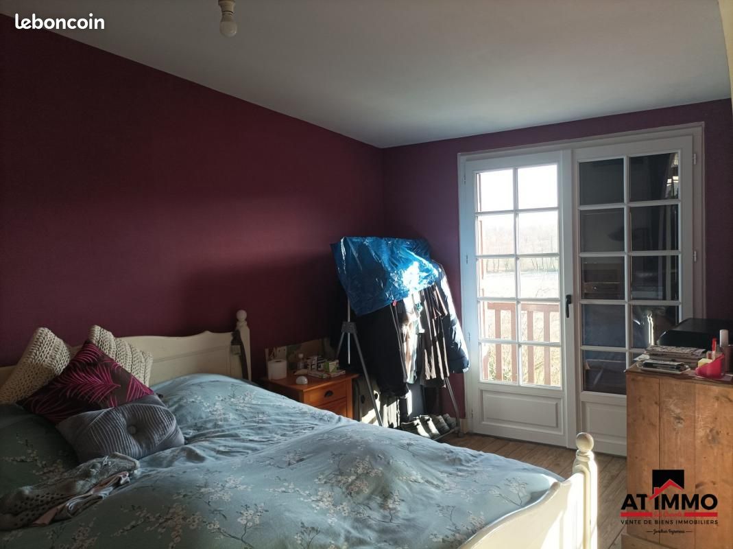 Maison de village 2 pièces 61 m² - Aubeterre-sur-Dronne 16390 (image principale 4)