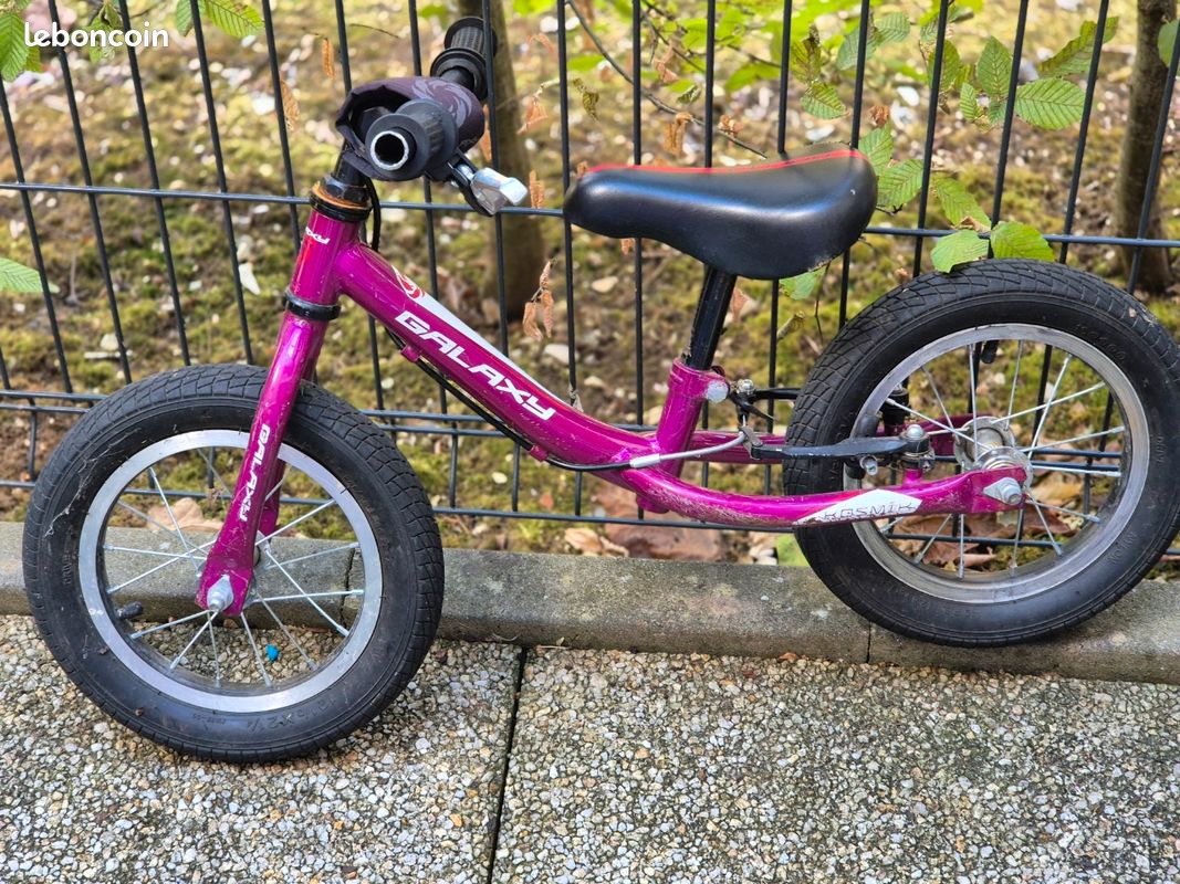 Velo sans pédales (image 1)