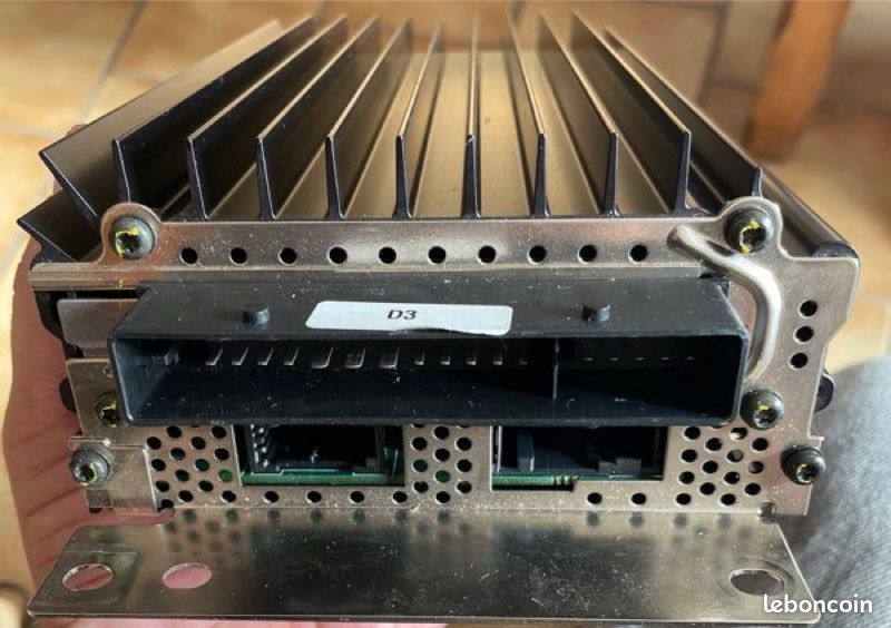 Ampli BOSE Audi A8 D3 4E0035223A (image 1)