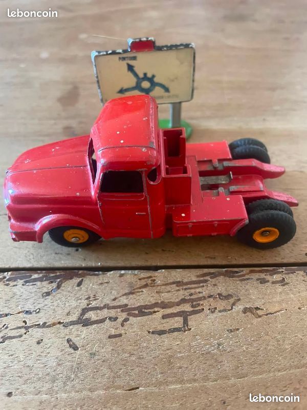Dinky Toys Supertoys France Camion Willème Rouge « en l’état » 🇫🇷 (image 1)