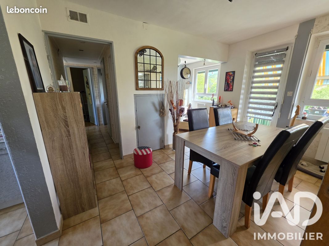Appartement 3 pièces 69 m² · aux Tourrettes · 69 m² · 139 000 €