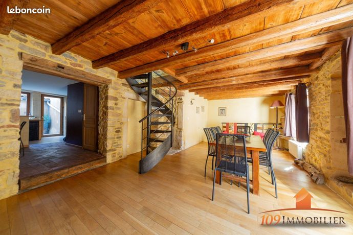 Maison 6 pièces 132 m²