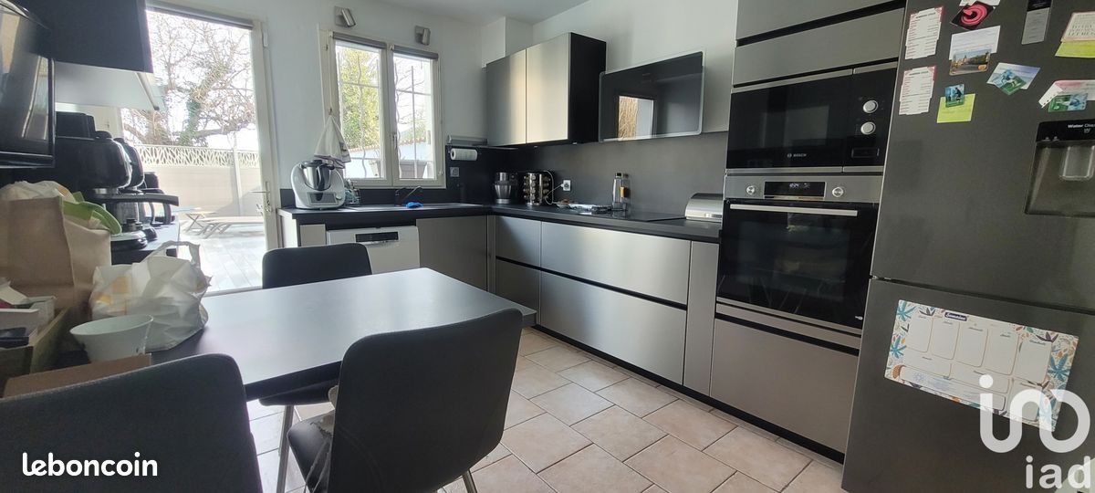 Maison 4 pièces 95 m² · à La Crau · 95 m² · 399 500 €