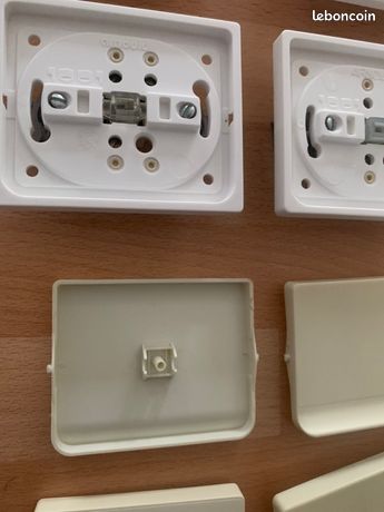 Arnould 1001 Interrupteur va et vient blanc 61001 - eBay
