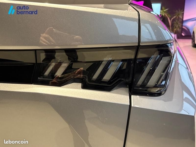 Peugeot 3008 1.2 Hybrid 145ch Allure e-DCS6 (image 26)