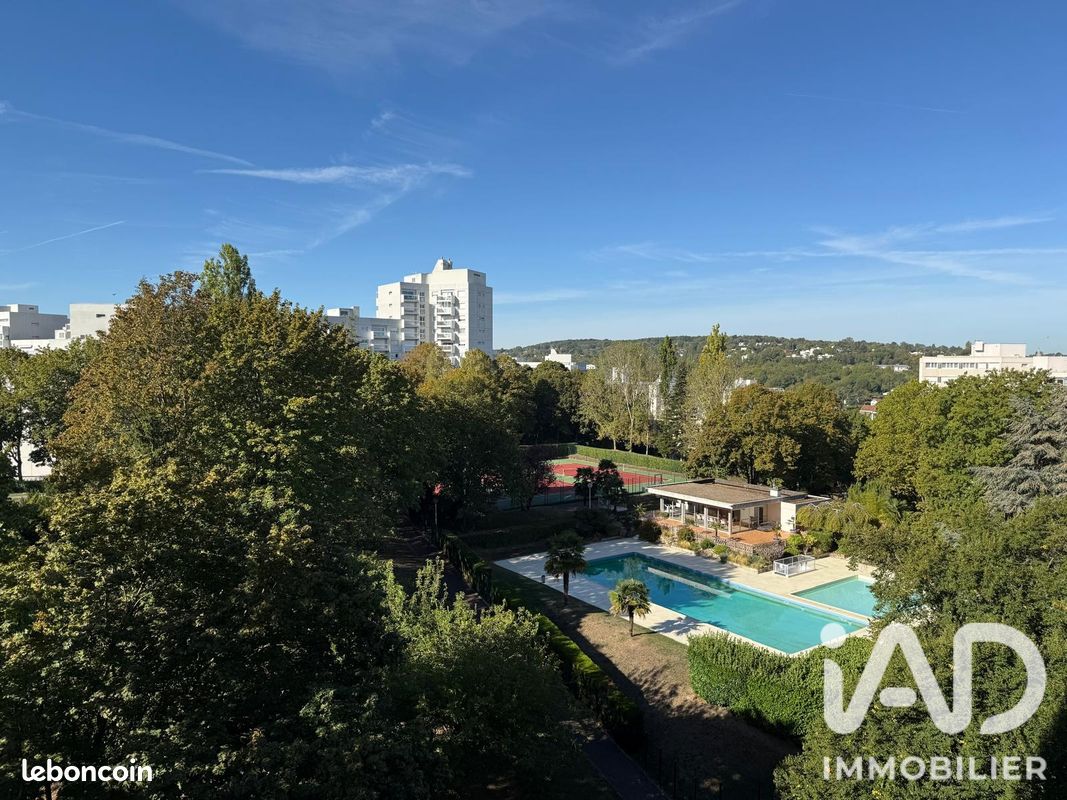 Appartement 4 pièces 82 m² · à Marly-le-Roi · 82 m² · 355 000 €