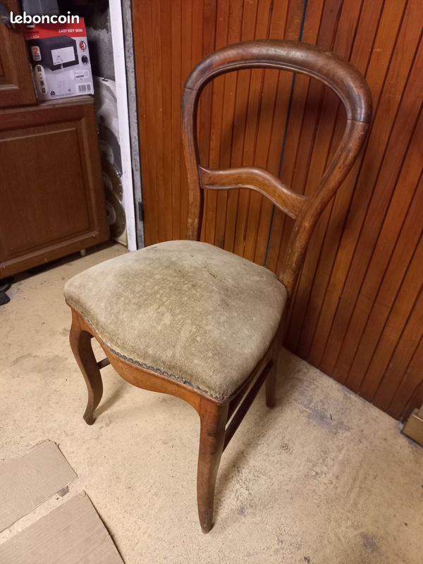 Chaise ancienne à rénover (image 1)