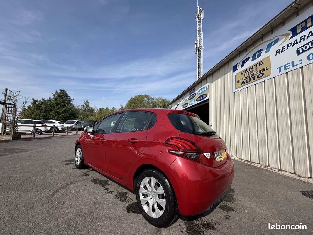 Peugeot 208 1.2 PURETECH 68CH LIKE 5P (image 7)