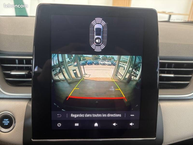 Renault Captur E-Tech Plug-in 160 Initiale Paris (image 34)
