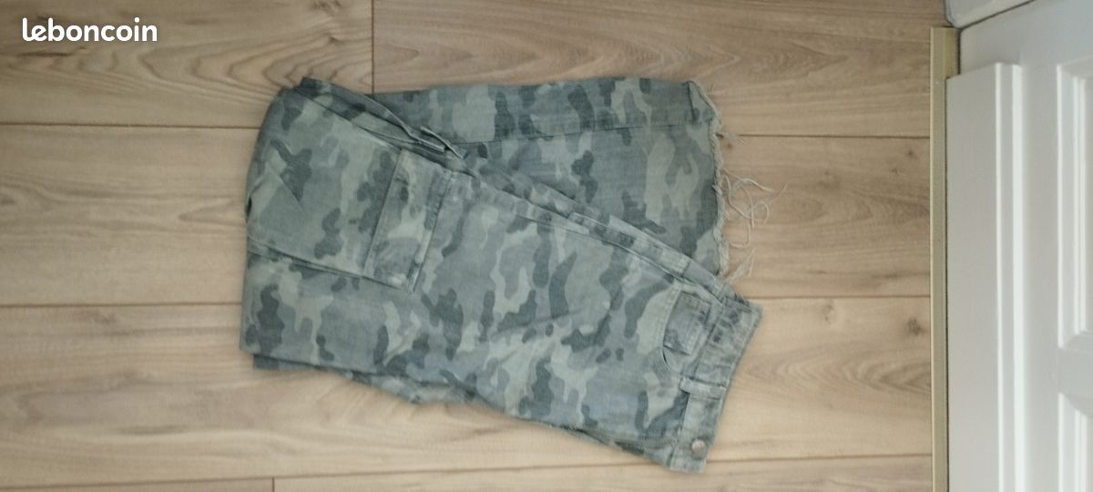 Pantalon Kiabi 34 wide leg treillis (image 1)
