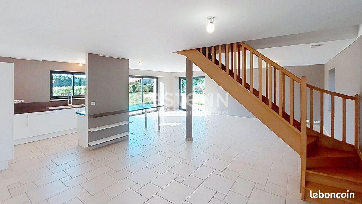 Maison 5 pièces 144 m² · à Feytiat · 144 m² · 1 440 €/mois