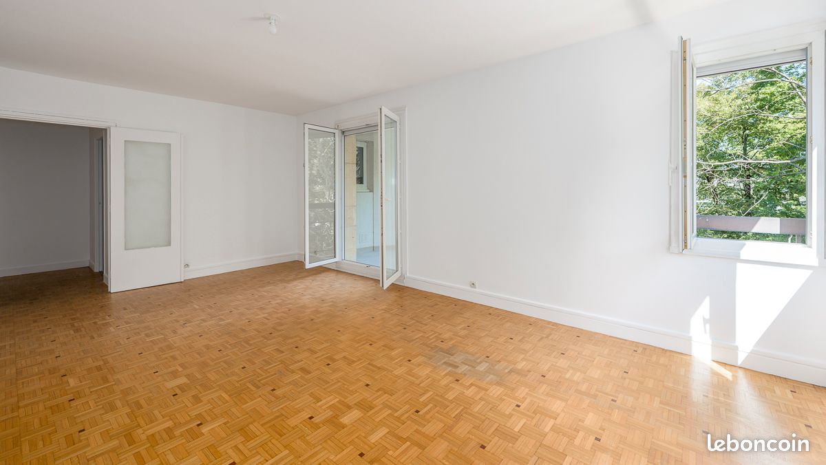 Appartement 2 pièces 64 m² · à Ville-d'Avray · 64 m² · 1 450 €