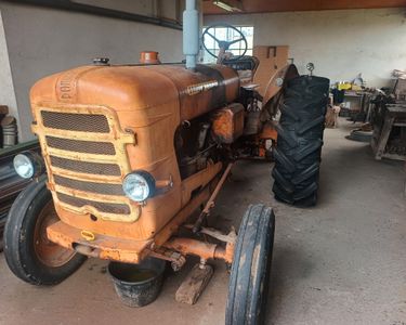 REE BA005 - Tractor Someca SOM 40, Orange, Wheel 28 Inches 1957 Xml 927 3275 3276 19649