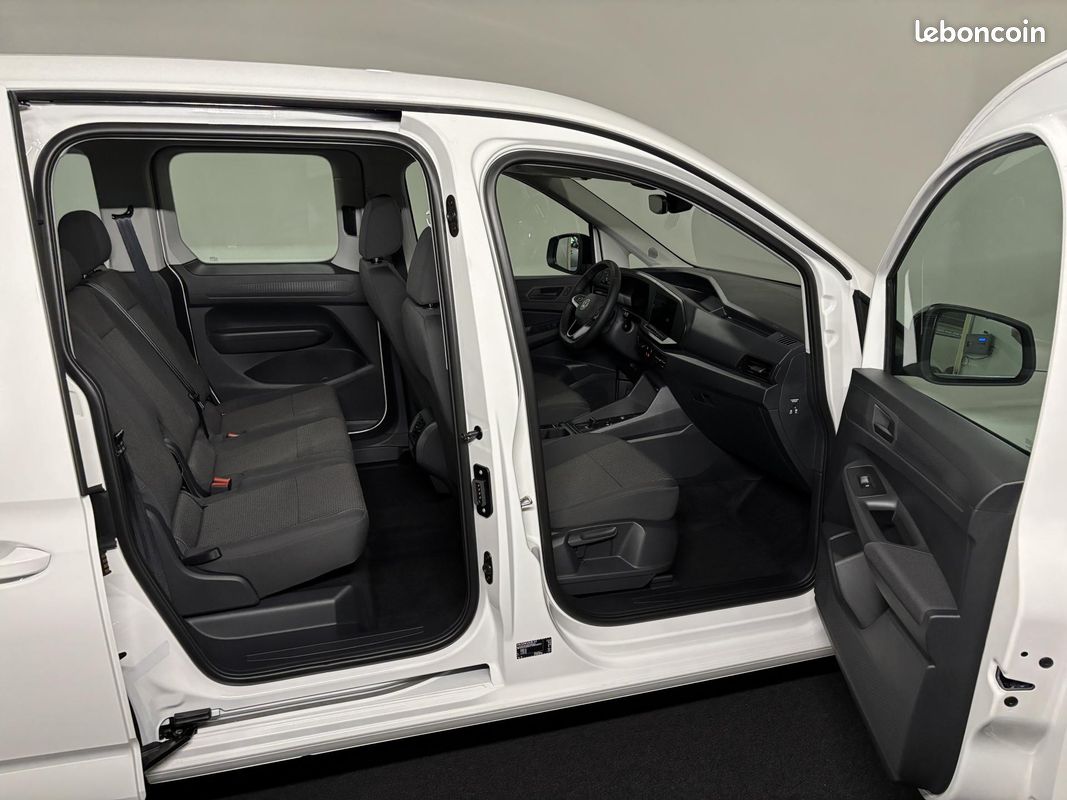 VOLKSWAGEN CADDY V 2.0 TDi 122 DSG7 (image 8)