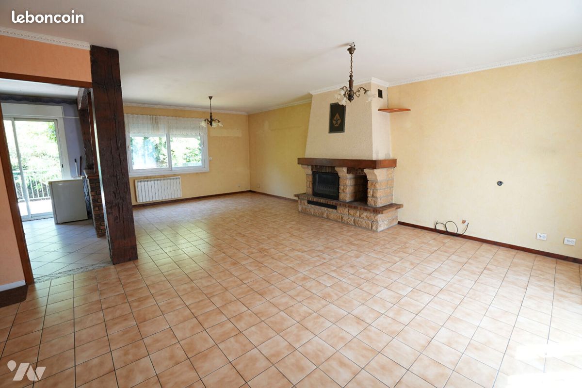 Maison 4 pièces 101 m² · à Saint-Jean-sur-Mayenne · 101 m² · 180 200 €