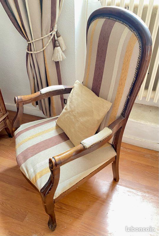 Fauteuil Voltaire ancien tapissé (image 2)