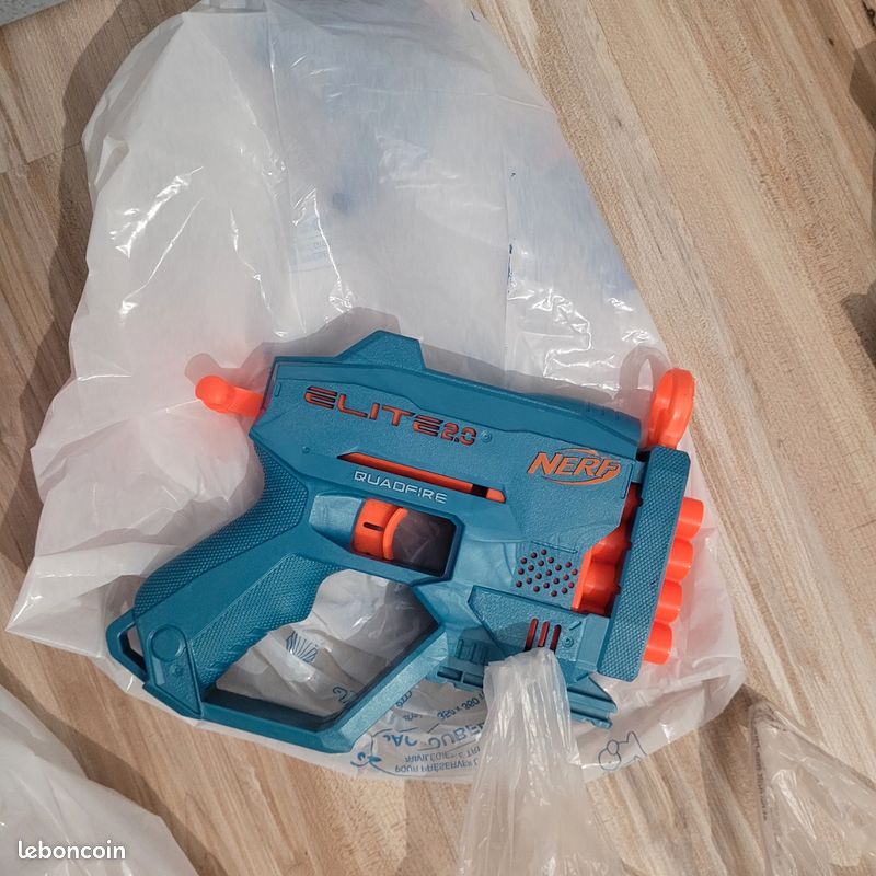 Pistolet Nerf lot/unité ( chargeur remplie et balle supplémentaire fourni ) (image 2)