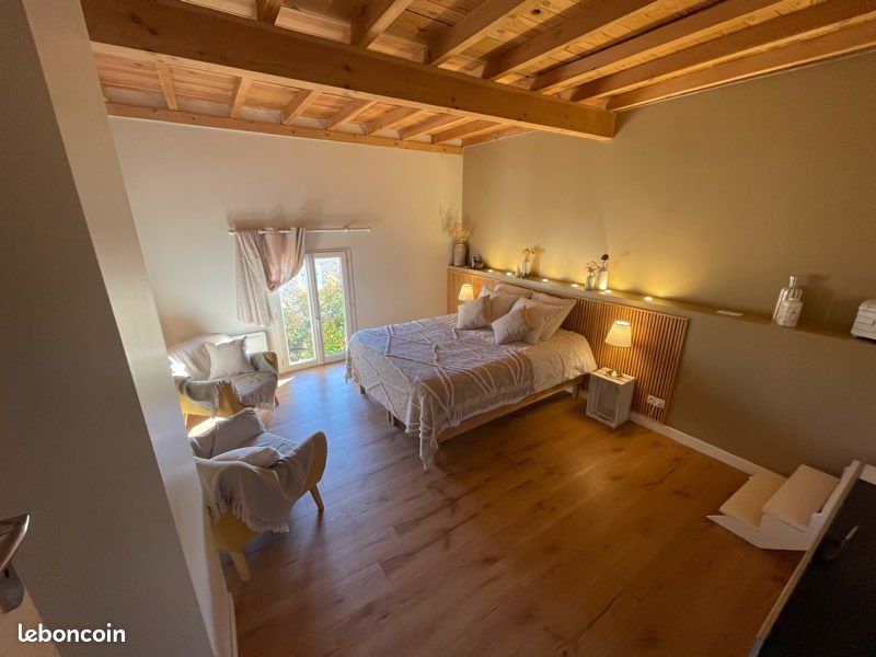 Villa avec Piscine (image 11)