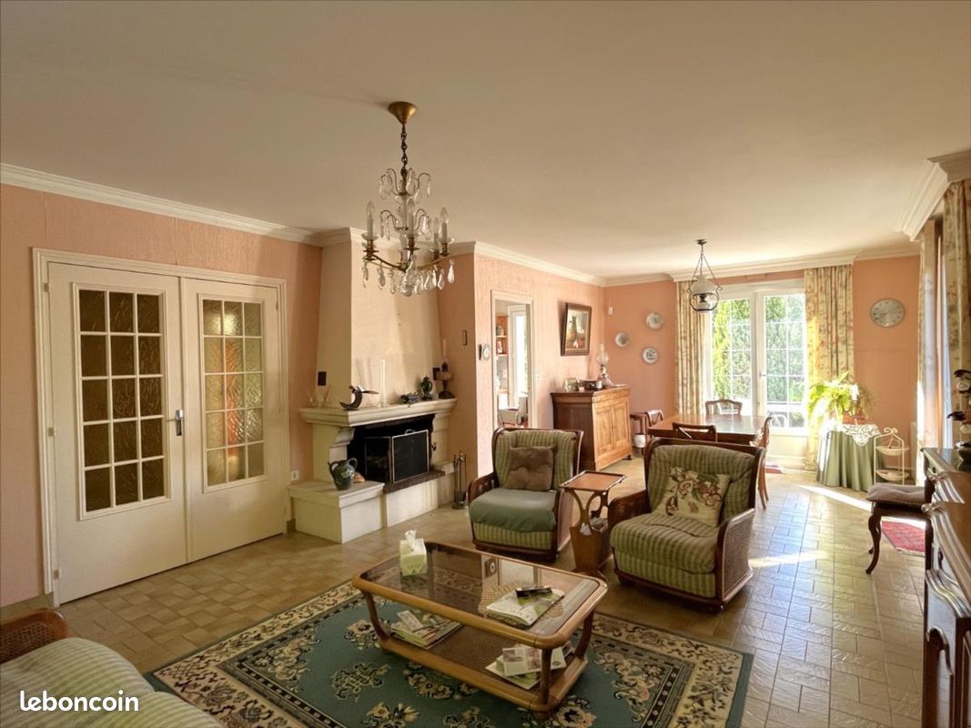Maison 6 pièces 141 m² · à Valloire-sur-Cisse · 141 m² · 241 900 €