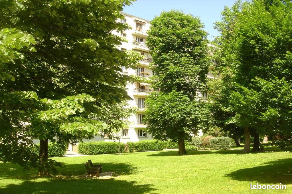 Appartement 3 pièces 53 m² · à Gières · 53 m² · 782 €