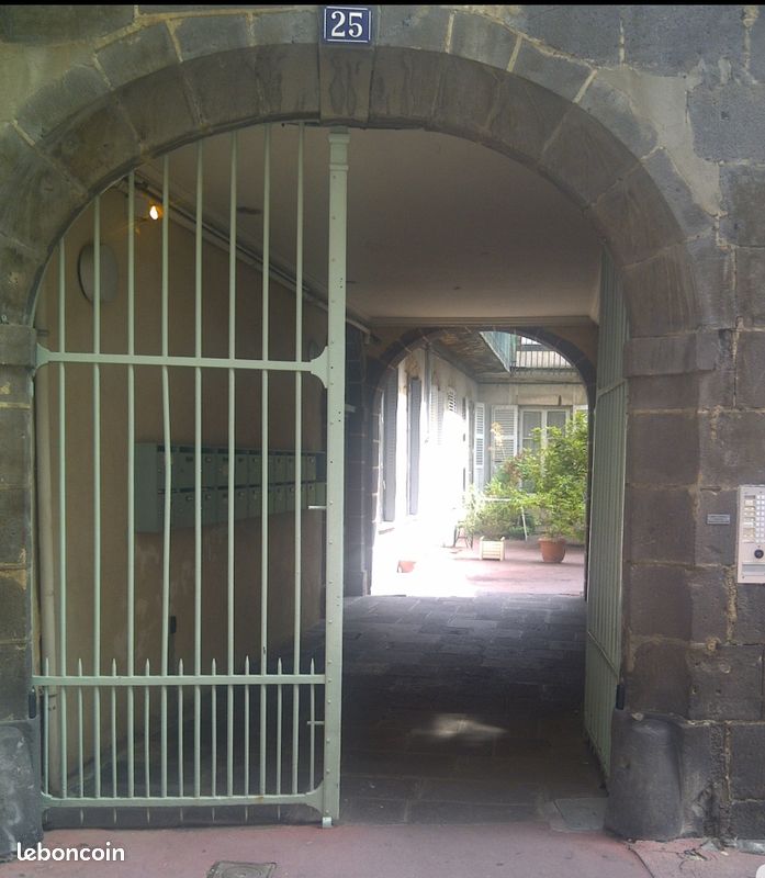 Appartement 1 pièce 33 m² · à Clermont-Ferrand · 33 m² · 520 €