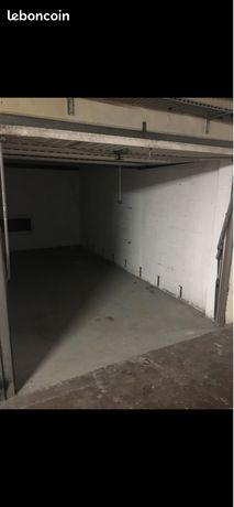 Box à louer 12 m2