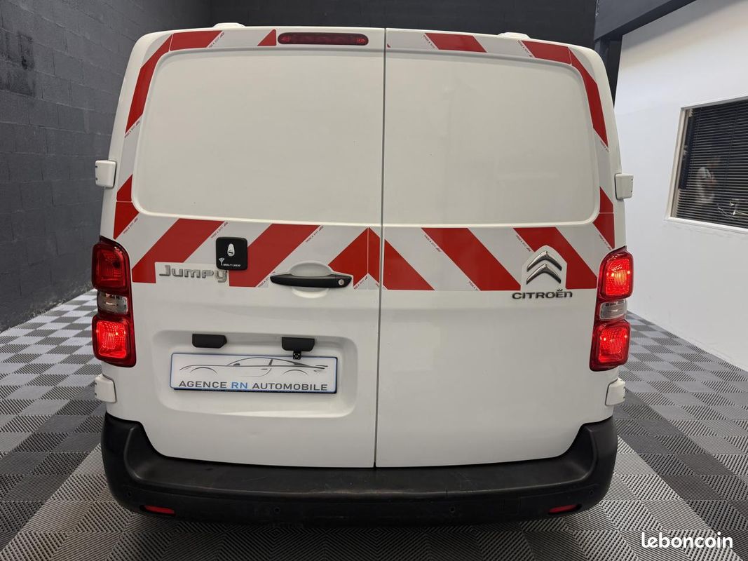 CITROEN JUMPY M 1.6 BlueHDi 95 ch Fourgon Confort (image 5)