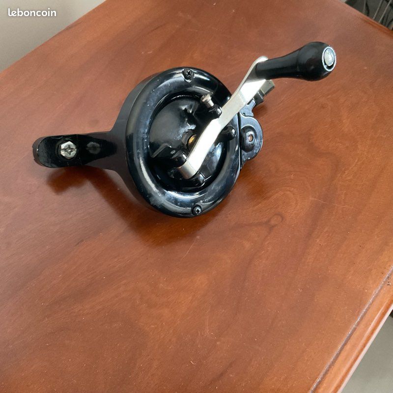 MANIVELLE SINGER MACHINE A COUDRE 25 eur SERGIO1 (image 1)