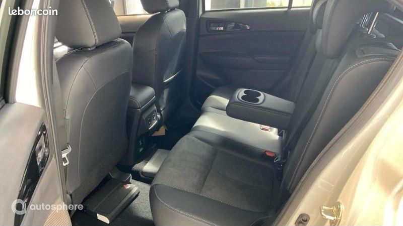 Mitsubishi Eclipse Cross 2.4 MIVEC PHEV 188ch Intense 4WD (image 13)
