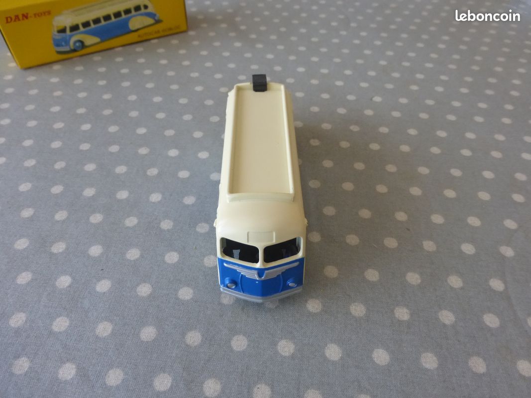 Camion Laitier CIJ Europarc Dan Toys 05 - Échelle 1:43 - Blister