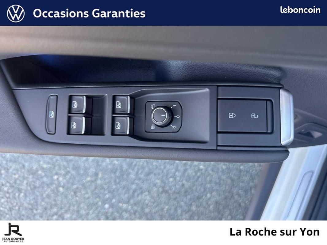 Volkswagen T-Roc 1.5 eTSI EVO2 Hybrid 150 ch DSG7 R-Line (image 21)