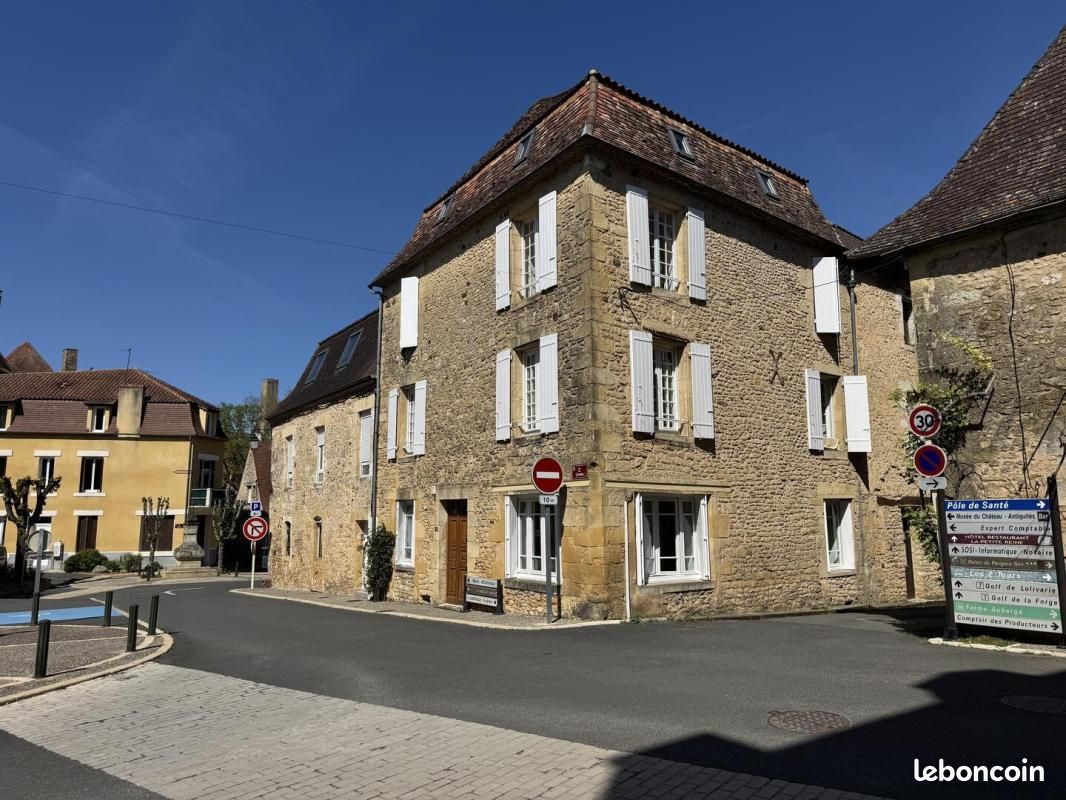Maison 6 pièces 239 m² · à Siorac-en-Périgord · 239 m² · 250 000 €