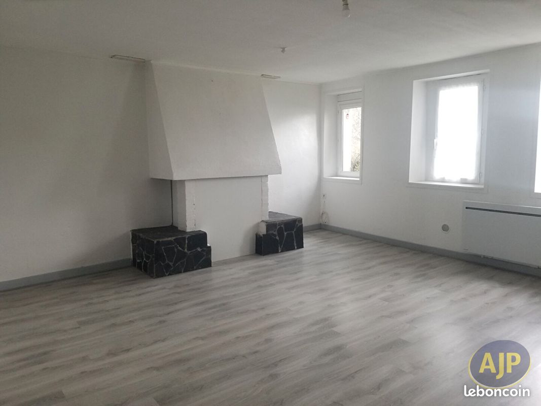 Maison 2 pièces 55 m² · à La Séguinière · 55 m² · 380 €/mois